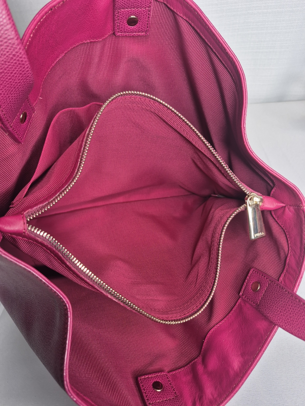 Furla Fuschia Pink Shoulder Tote Bag COA - Picture 15 of 15
